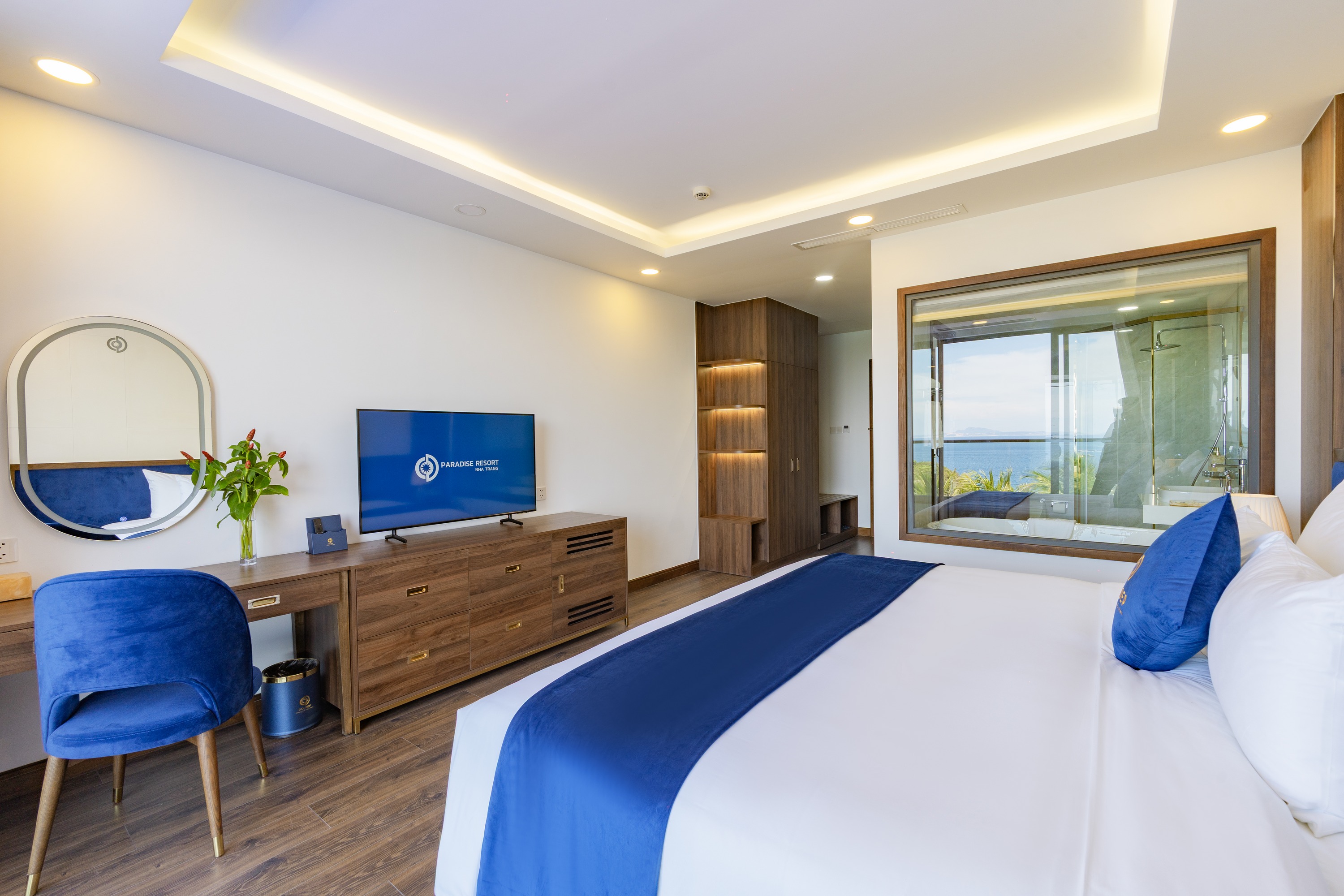 Premier Ocean Suite Room